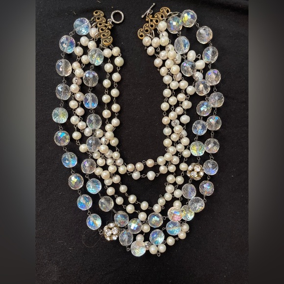 Gorgeous cluster necklace by Twigs - Picture 1 of 4